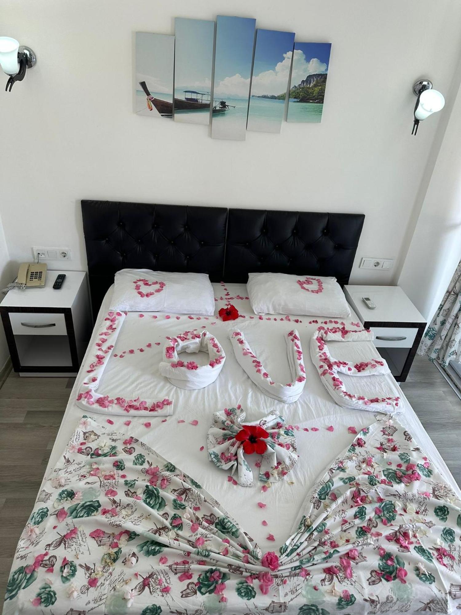 Deniz Hotel フィニケ エクステリア 写真